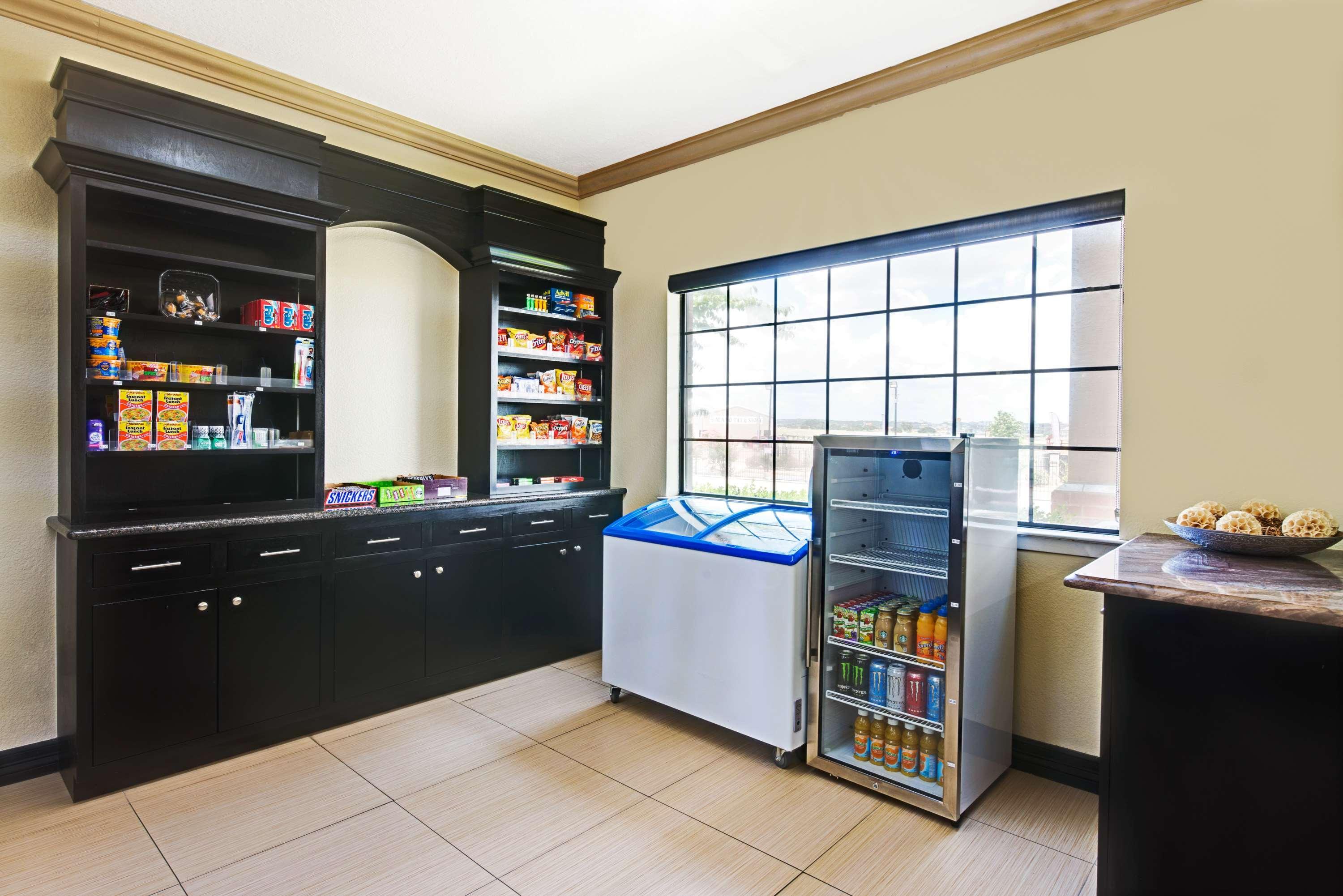 Surestay Plus By Best Western San Antonio Airport Luaran gambar